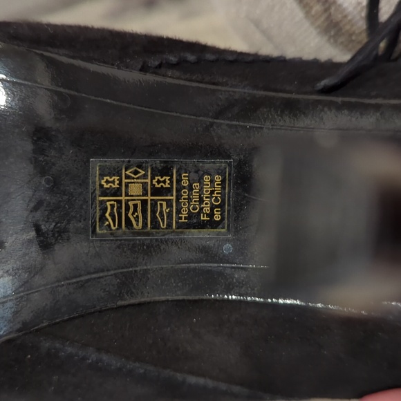 Sam Edelman Keegan Black Suede ankle boots with fringe almost new - Picture 3 of 12